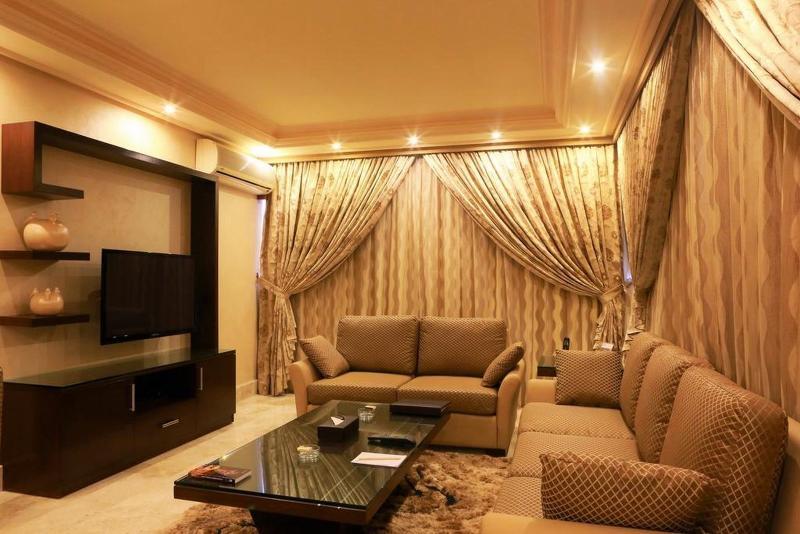 Imperial Suites Hotel Beirut Exterior photo