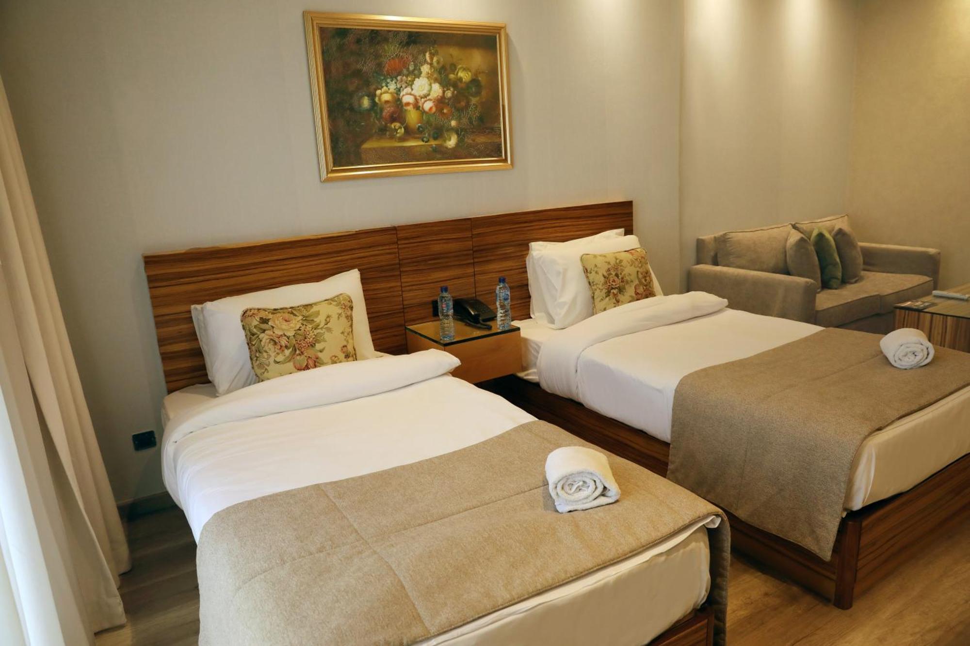Imperial Suites Hotel Beirut Exterior photo